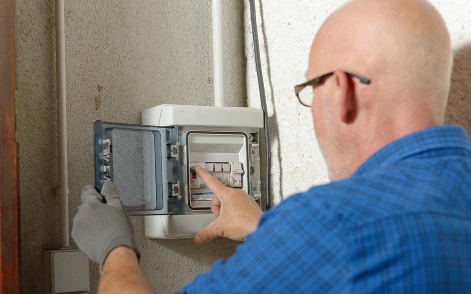 monteur électricien Montmorency
